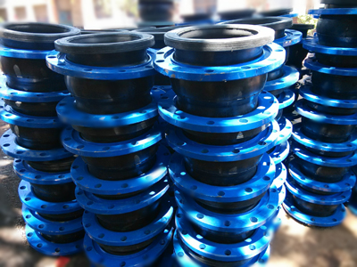 銀川大口徑橡膠軟接頭發(fā)貨現(xiàn)場(chǎng)